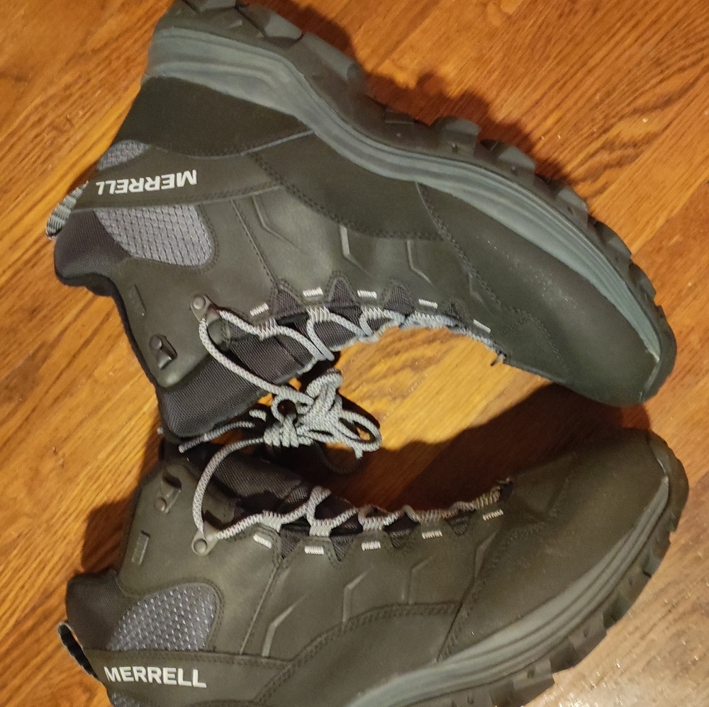 Merrell  Thermo Chill Mid Waterproof Insulated Hiking Boots